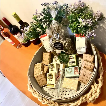 Sunny Cozy Flat Only 3min From The Apartament *