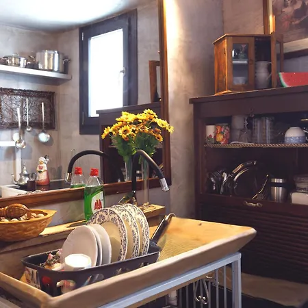 Apartamento Sunny Cozy Flat Only 3min From The
