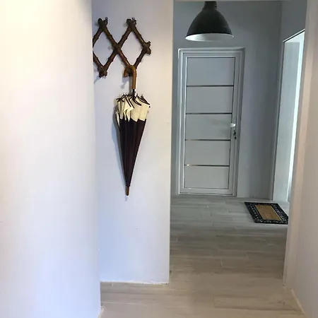 Sunny Cozy Flat Only 3min From The Apartament *