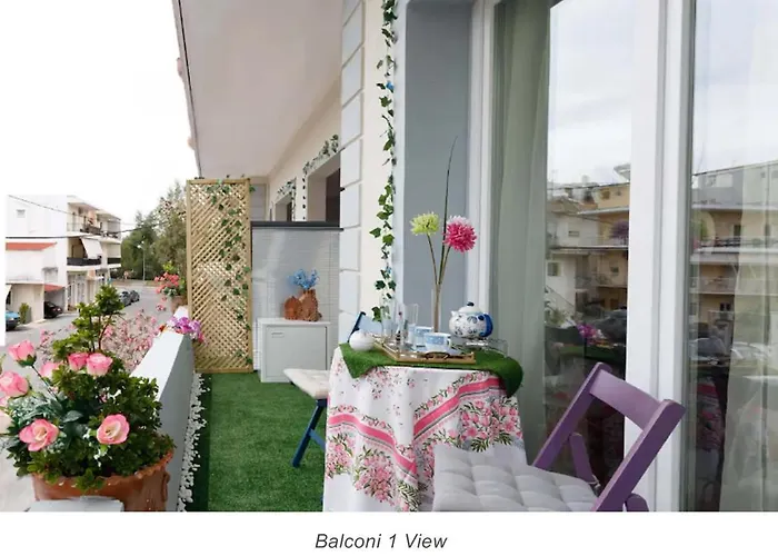Sunny Cozy Flat Only 3min From The * Kalamata