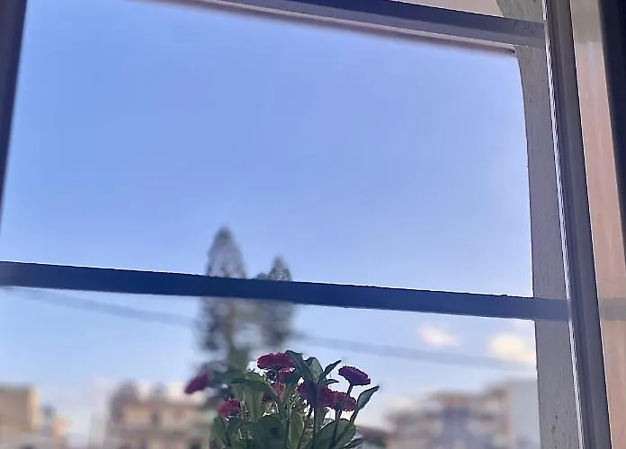 Apartamento Sunny Cozy Flat Only 3min From The *