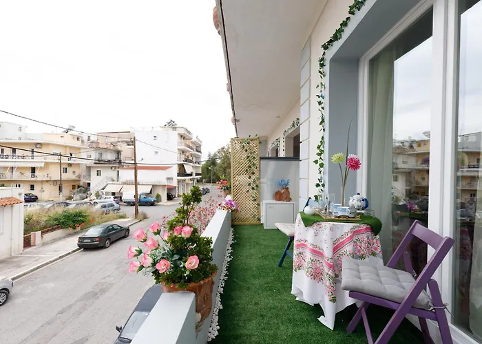 Sunny Cozy Flat Only 3min From The *