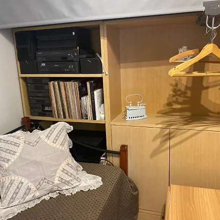 Sunny Cozy Flat Only 3min From The Kalamata