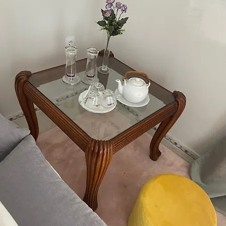 아파트 Sunny Cozy Flat Only 3min From The 칼라마타