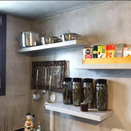Sunny Cozy Flat Only 3min From The 아파트 *