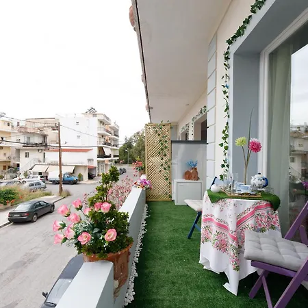 Sunny Cozy Flat Only 3min From The *