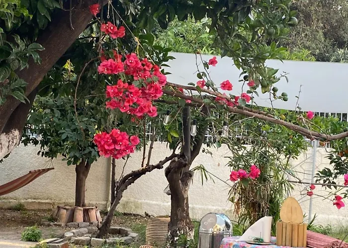 Sunny Cozy Flat Only 3min From The Каламата