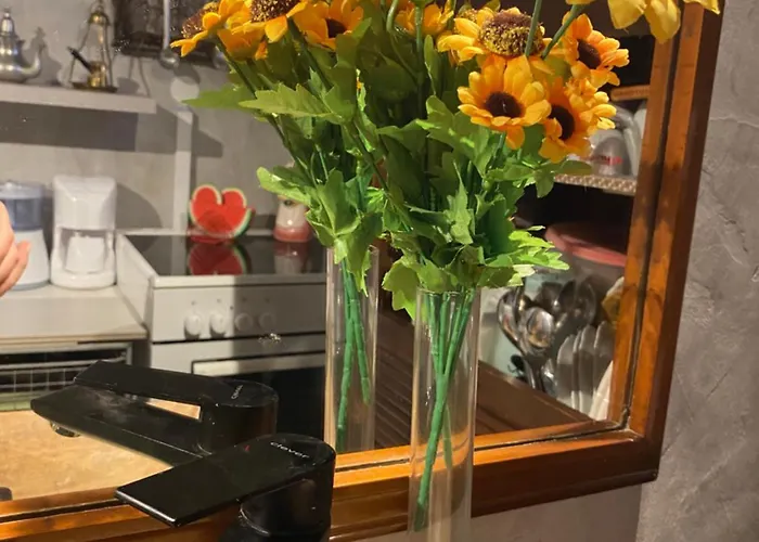 Sunny Cozy Flat Only 3min From The Апартаменты *