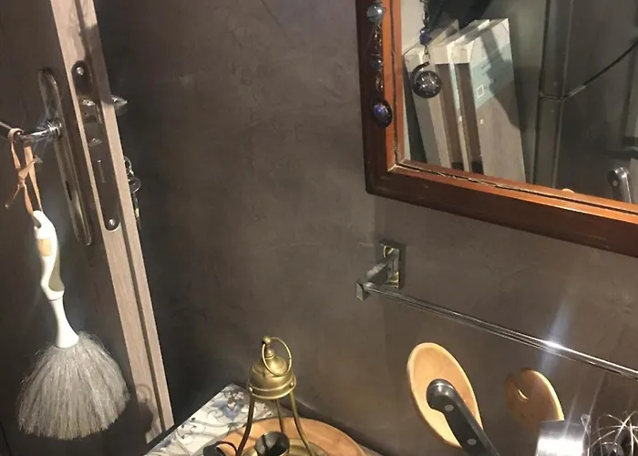 Sunny Cozy Flat Only 3min From The Апартаменты