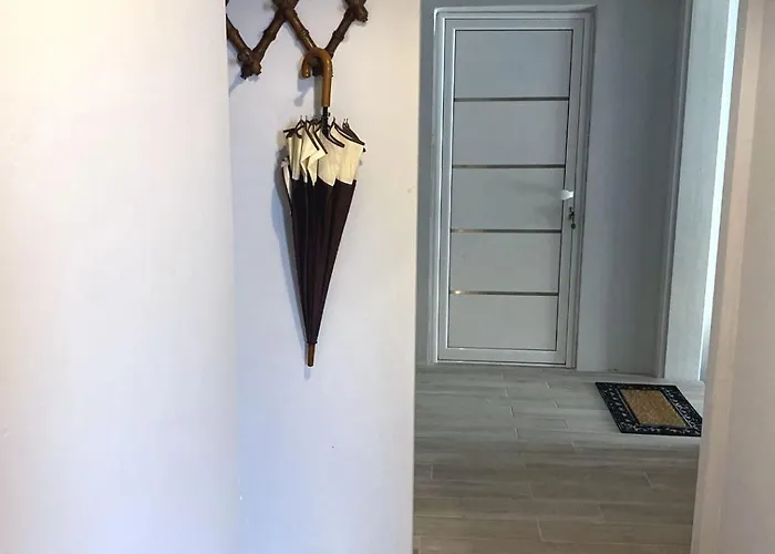 Sunny Cozy Flat Only 3min From The Апартаменты *