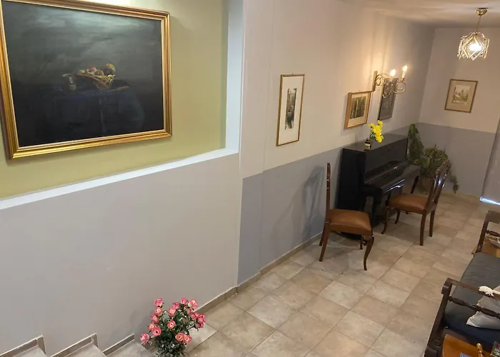 Sunny Cozy Flat Only 3min From The Апартаменты